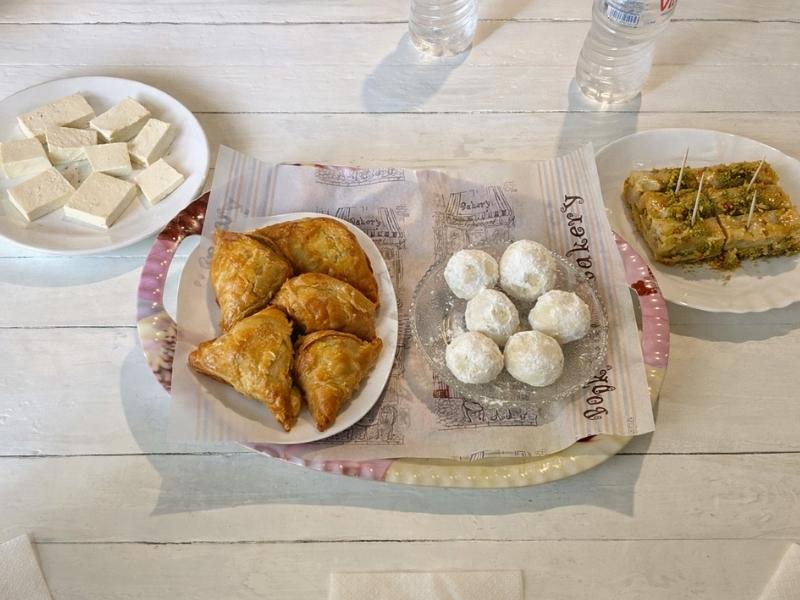 Mykonos Food Tour – Famous Tastings & Local Flavors